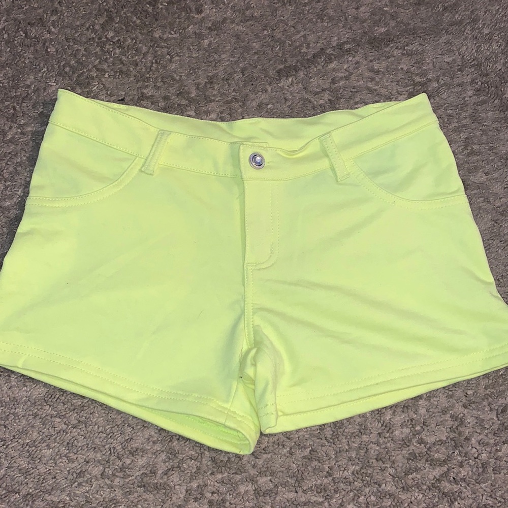 Brand new yellow short